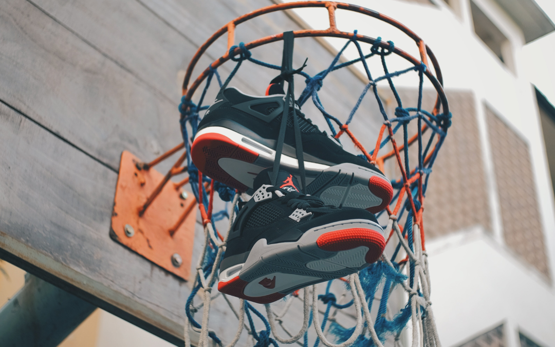 What to Look For When Choosing Basketball Gear